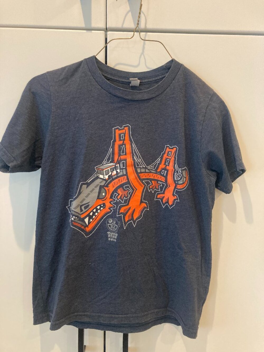 Sumofish T-shirt, kids size L